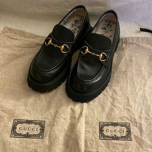 Gucci lug sole loafers w/ Bees